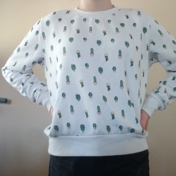 Forever 21 White Cactus Sweatshirt - Picture 2 of 4